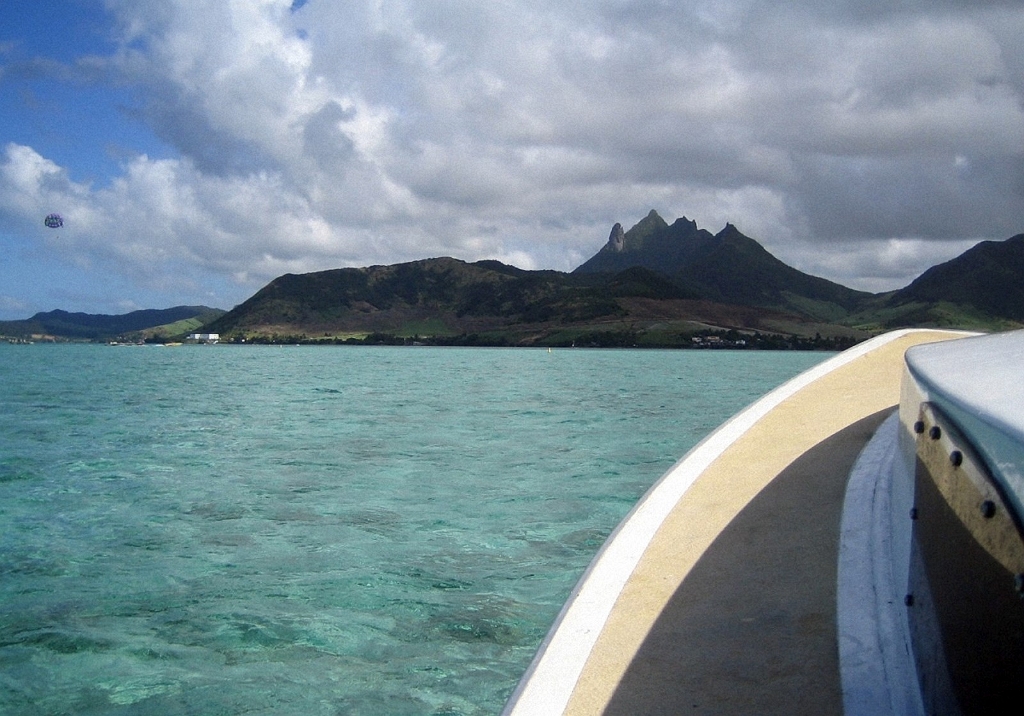 IC013.JPG