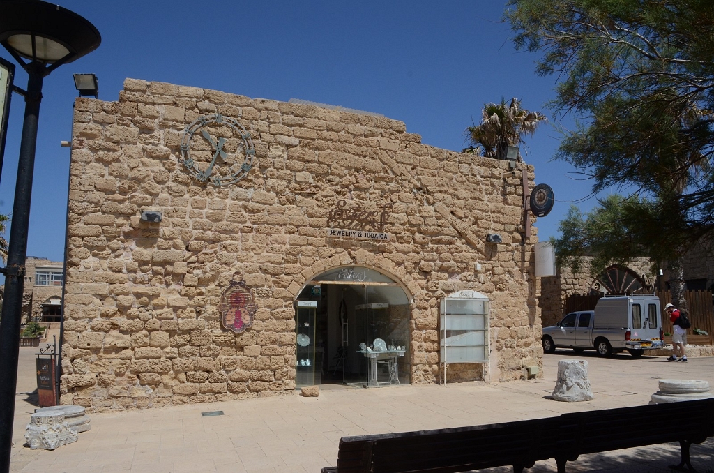 ISR093.JPG